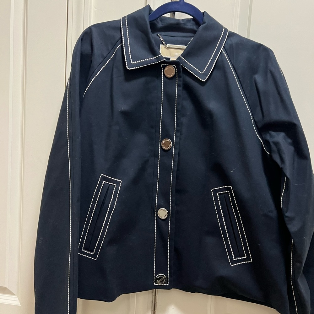 🔥Michael Kors Jacket with white stitching🔥